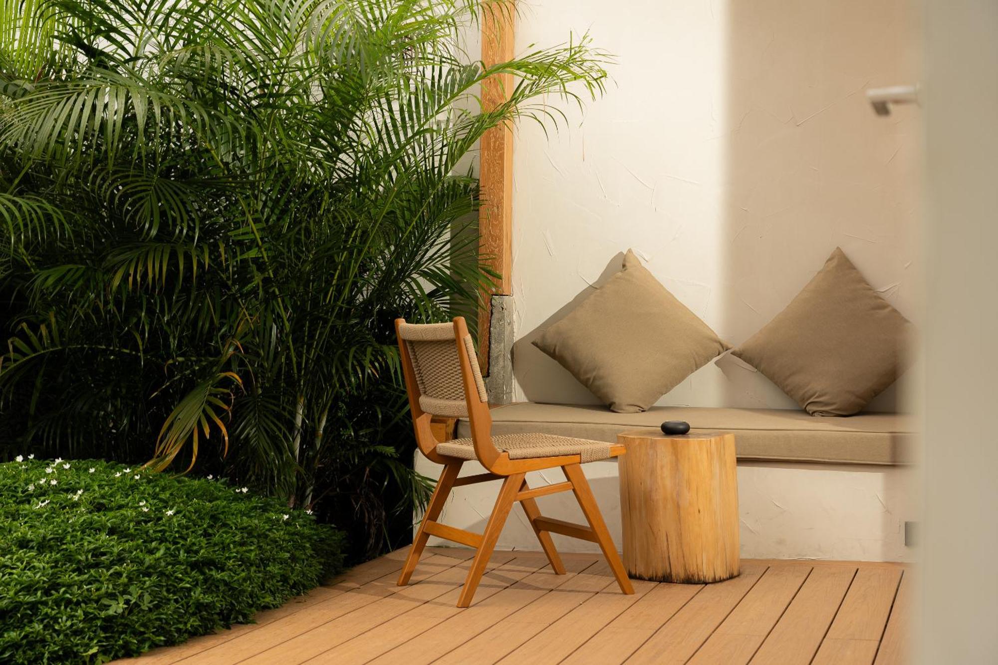 Semesteranläggning (resort) Eden & Phuket 4*