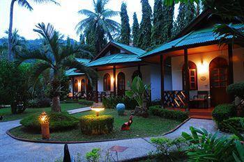 Eden & Phuket Semesteranläggning (resort)